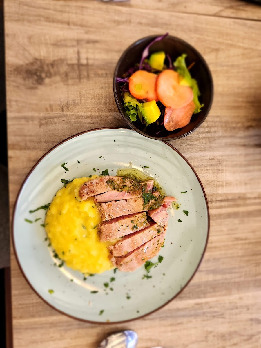 Restaurante La Regatta, Pescados Y Mariscos-7